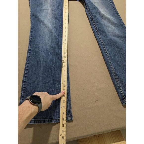 One 5 One BootCut Jeans Women's 16 Med Wash Jeweled Accents PLEASE READ, SEE PIC - Picture 5 of 14